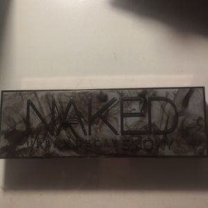 Urban Decay Smoky Palette